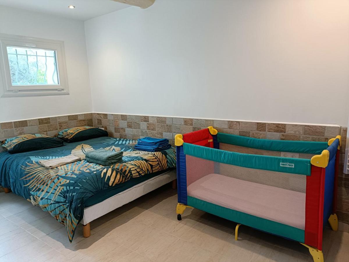Un Bel Appartement Rez Jardin Parking Gratuit Vence Exterior photo